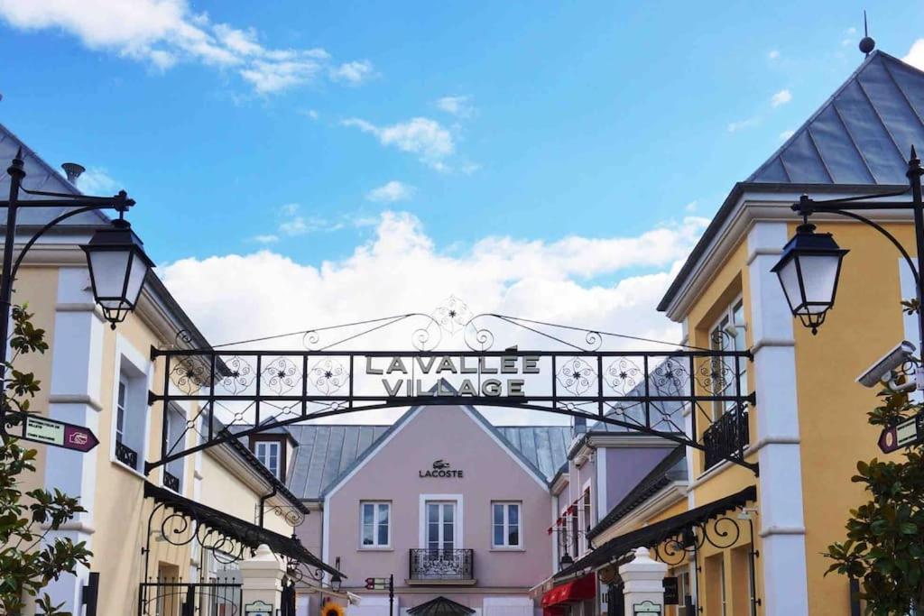 The Smile House // Bussy-Saint-Georges Apartment Екстериор снимка